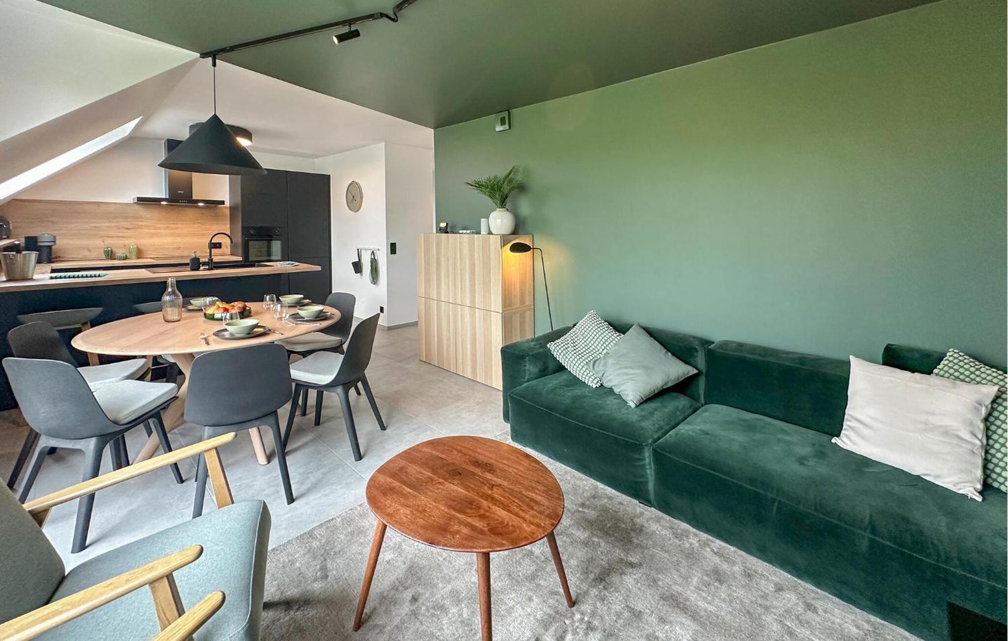 Awesome Apartment In Bievre With Kitchen Extérieur photo
